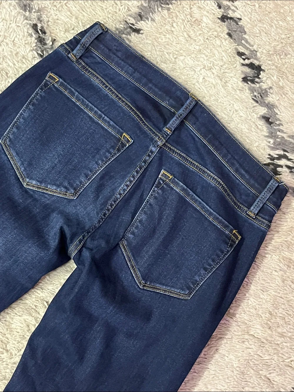 FRAME Le Garçon Jeans Size 24 Dark Wash Distressed Mid Rise Boyfriend Straight